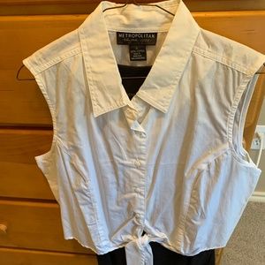 Metropolitan New York White Sleeveless Blouse